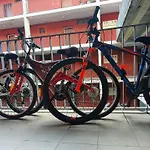 Apartamento Exquisite Couples Delight With Free Bikes & Parking Split