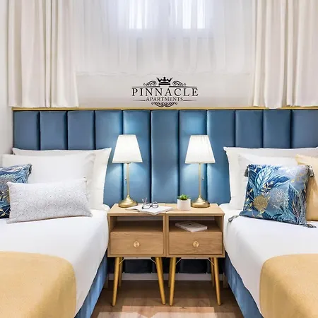 Exquisite Couples Delight With Free Bikes & Parking Apartament *
