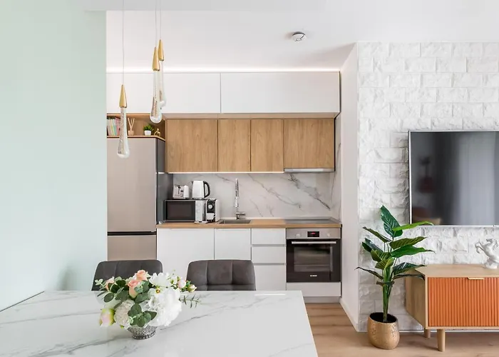 Apartman Exquisite Couples Delight With Free Bikes & Parking *