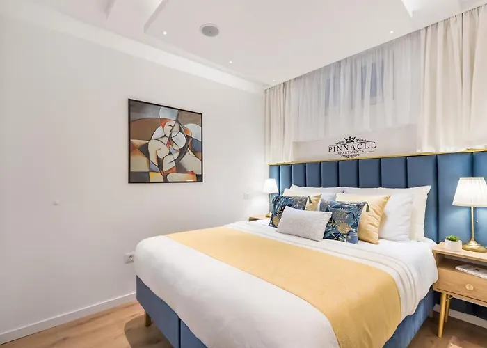 Exquisite Couples Delight With Free Bikes & Parking Apartman *